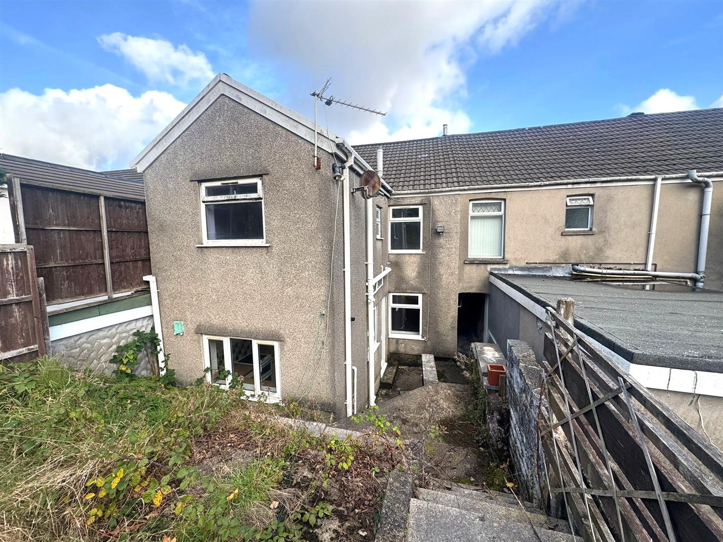 Pentremalwed Road, Morriston, Swansea, SA6 7BY